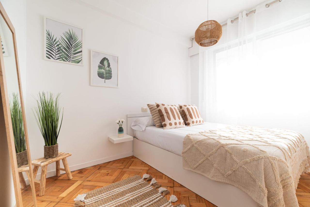 Moderno Apartamento Con Parking Vigo Exterior photo