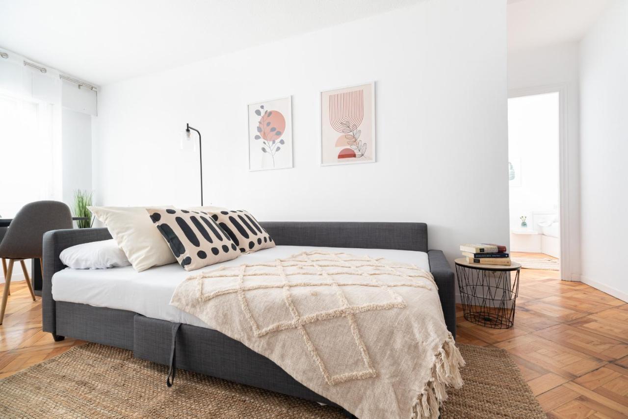 Moderno Apartamento Con Parking Vigo Exterior photo